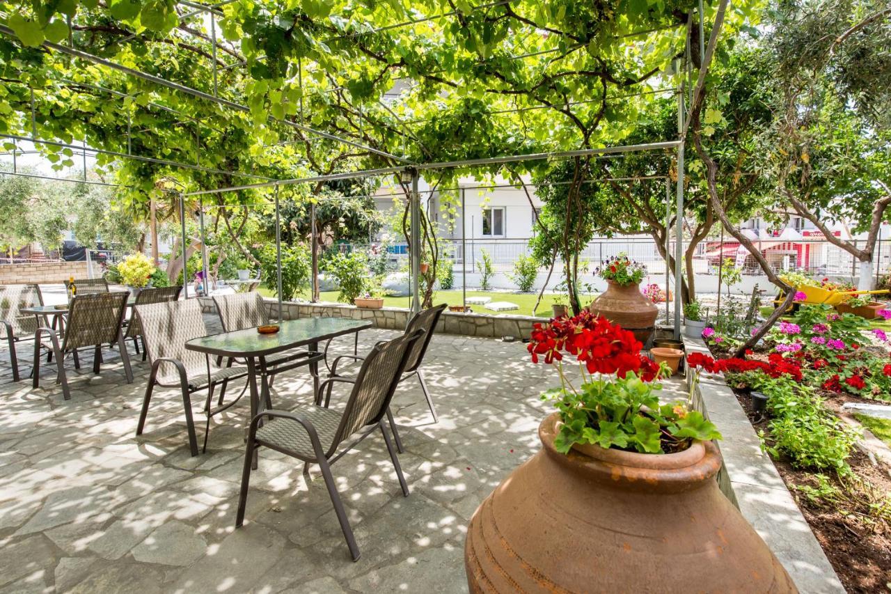 Ianos Apartments Potósz Kültér fotó