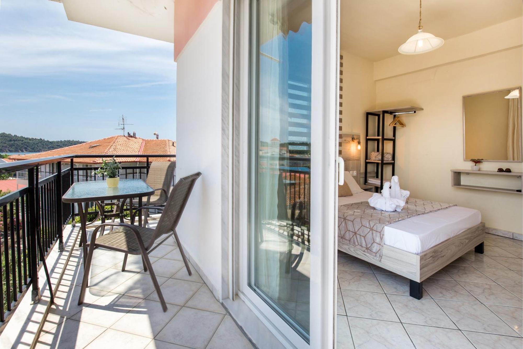 Ianos Apartments Potósz Kültér fotó