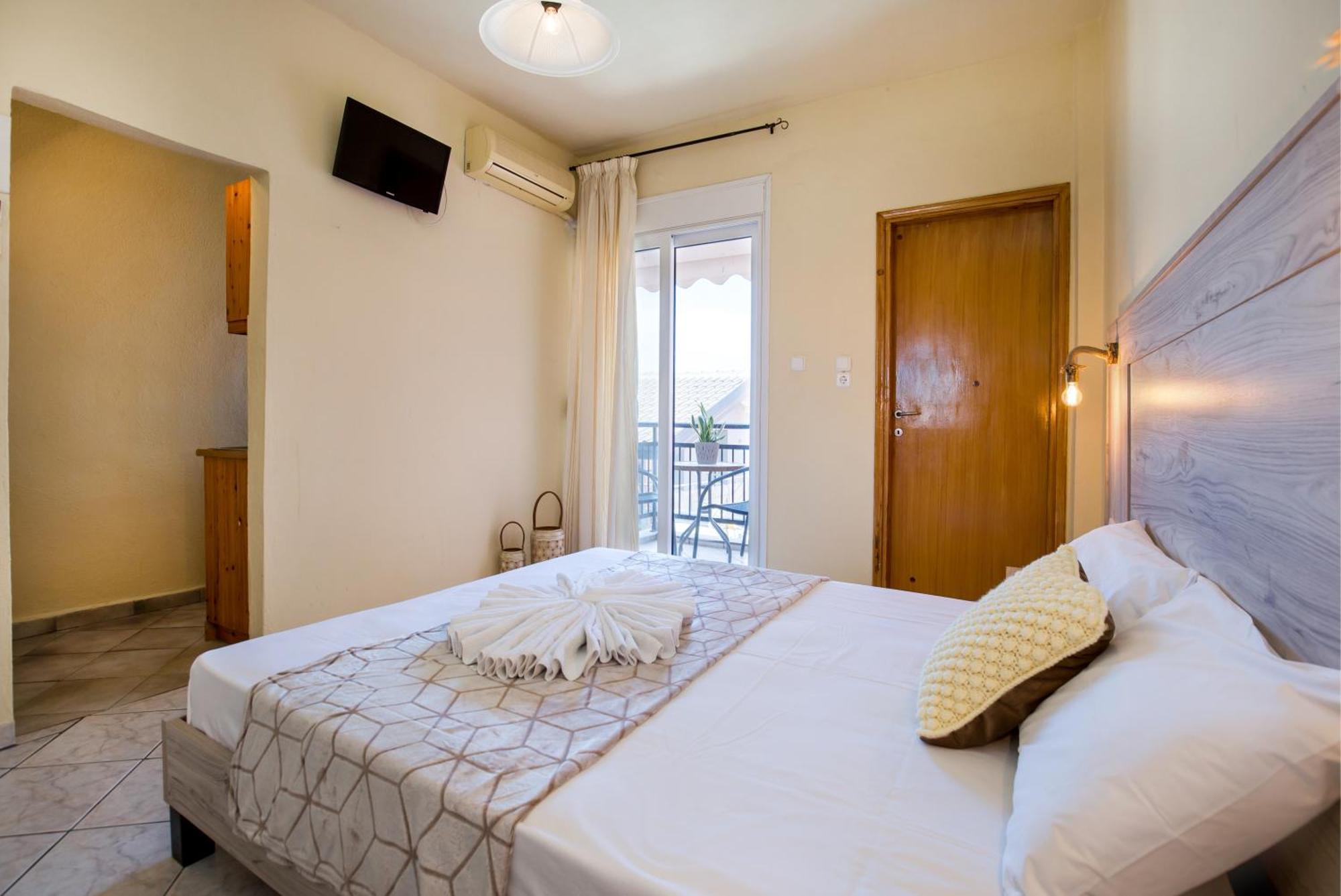Ianos Apartments Potósz Kültér fotó