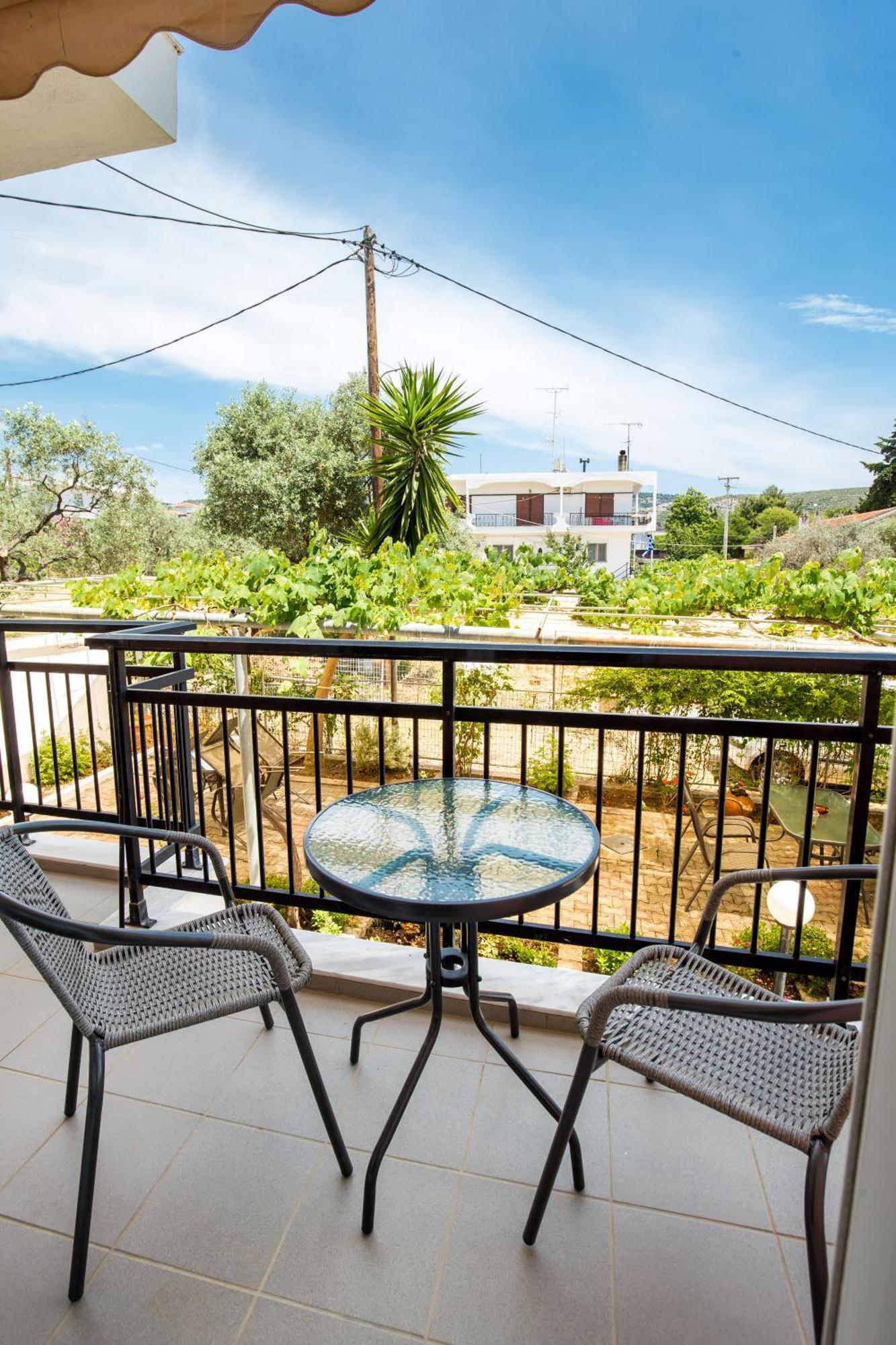 Ianos Apartments Potósz Kültér fotó